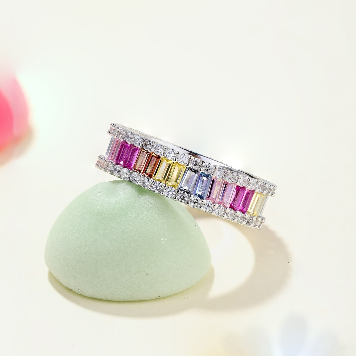 [Rose Jewels]Dainty Kaleidoscopic Emerald Cut Daily Ring