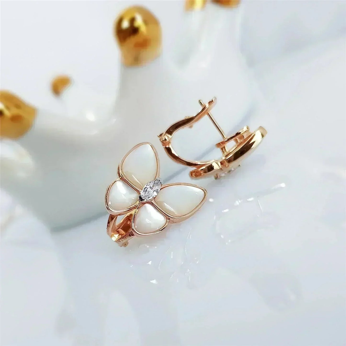 [ROSE]BUTTERFLY MOP DIAMOND EARRINGS