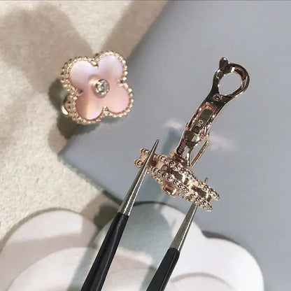 [ROSE]CLOVER MEDIUM 1 MOTIFS  PINK MOP DIAMOND EARRINGS