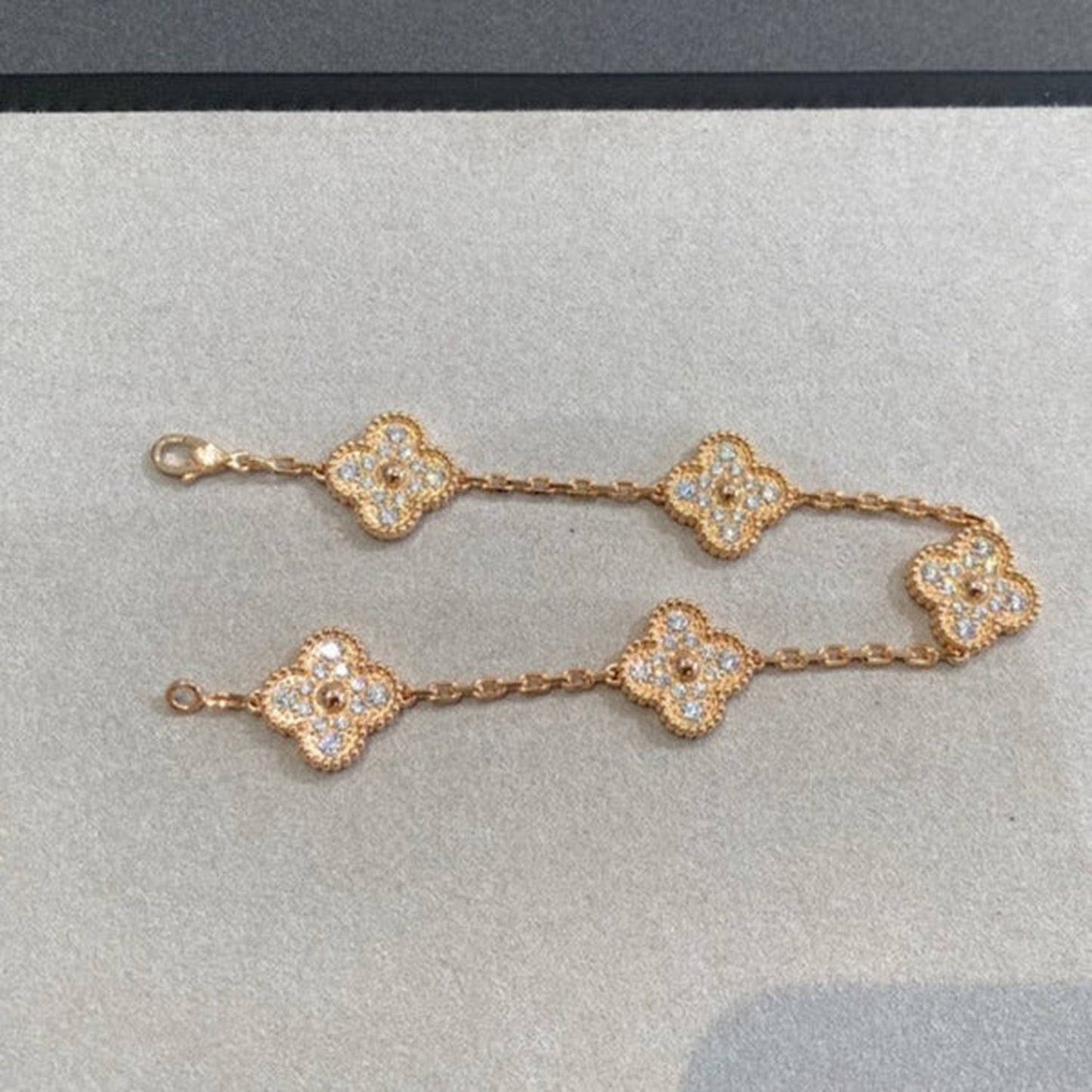 [ROSE]CLOVER 5 MOTIFS  FULL DIAMOND BRACELET