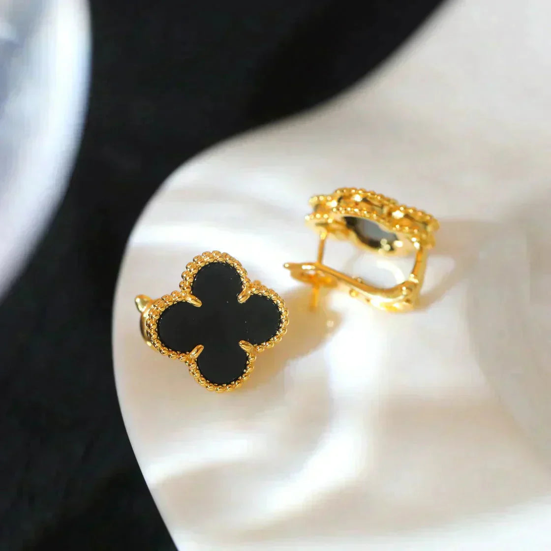 [ROSE]CLOVER MEDIUM 1 MOTIFS  ONYX STUD EARRINGS