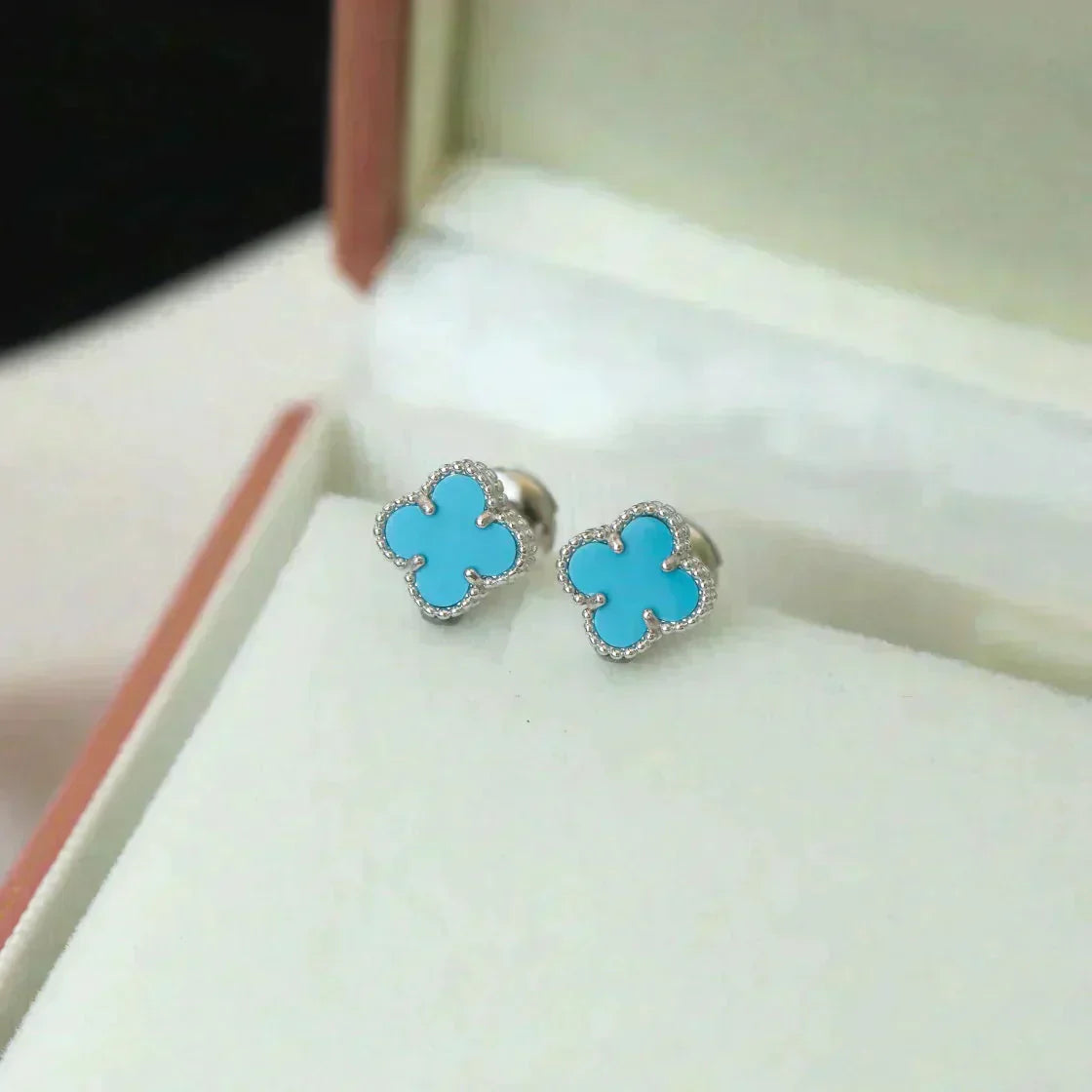 [ROSE]CLOVER MINI 9.5MM ONYX STUD EARRINGS SILVER