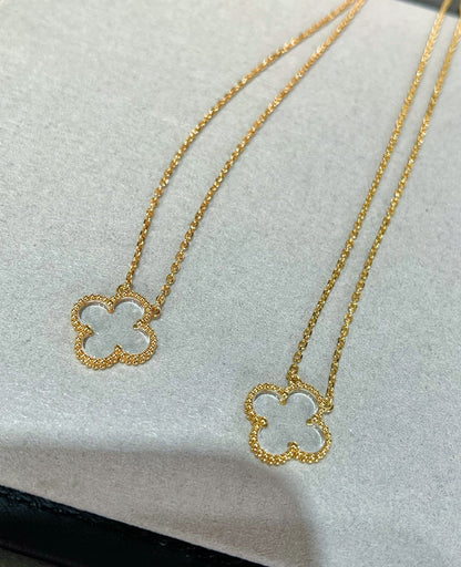 [ROSE]CLOVER ROCK CRYSTAL ROSE GOLD NECKLACE