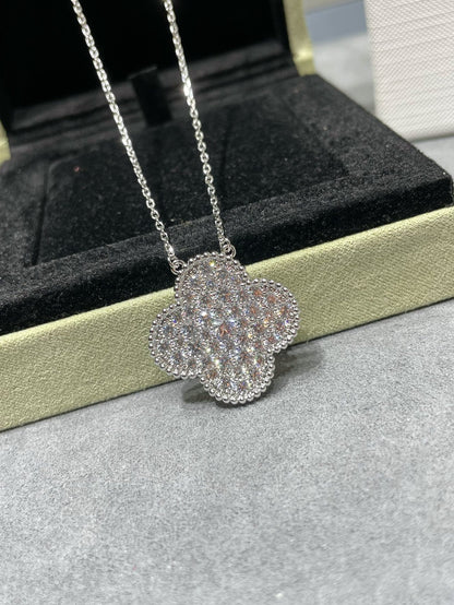 [ROSE]CLOVER 25MM LARGE PENDANT DIAMOND PAVED SILVER NECKLACE