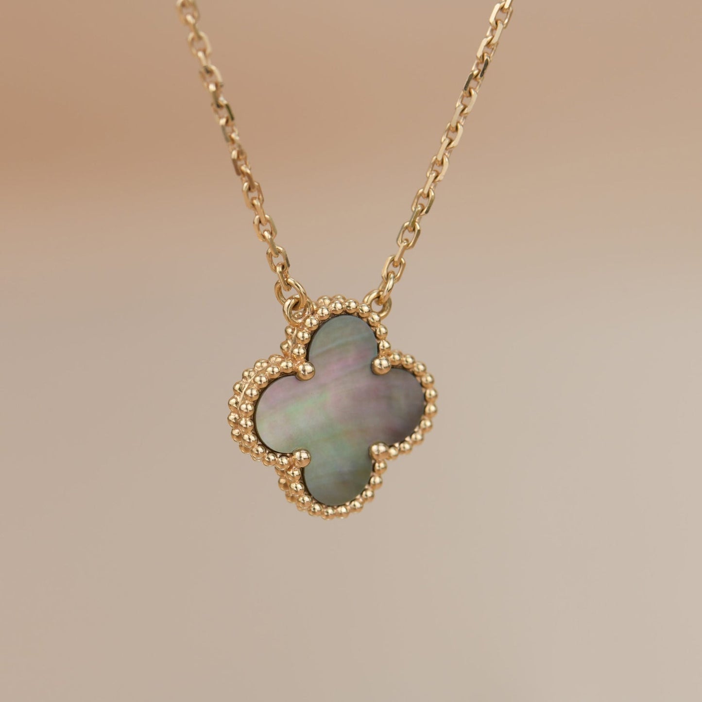 [ROSE]CLOVER 15MM  GRAY MOTHER OF PEARL NECKLACE