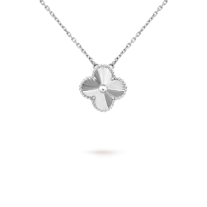 [ROSE]CLOVER 15MM LASER NECKLACE SILVER