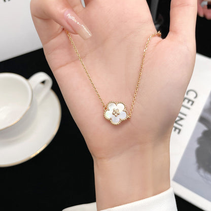 [ROSE]LUCKY WHITE MOP PLUM BLOSSOM  BRACELET