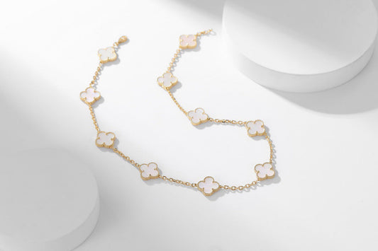 [ROSE] Clover 10 Patterned white mother-of-pearl necklace.