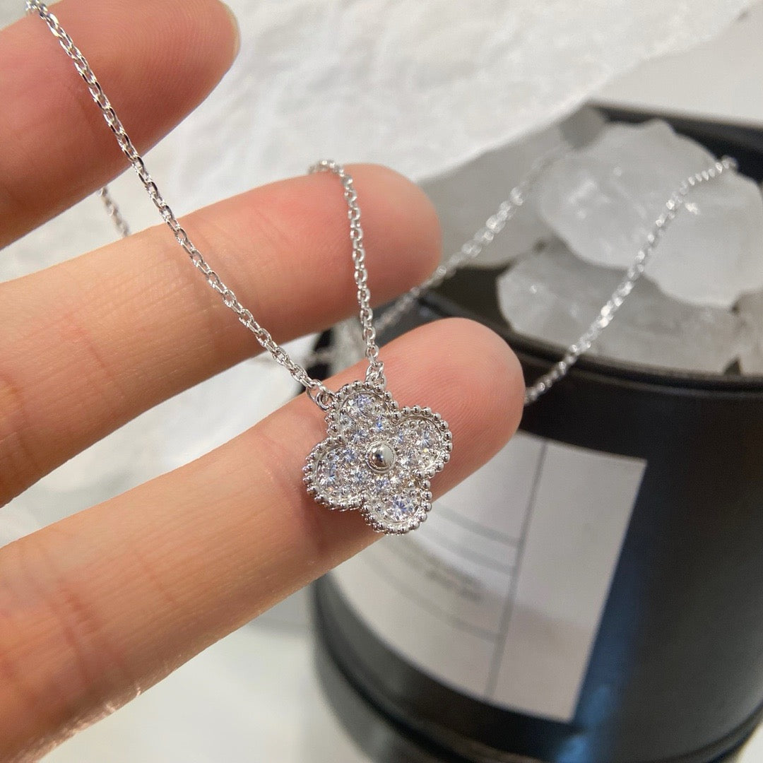 [ROSE]CLOVER 15MM DIAMOND SINGLE FLOWER NECKLACE