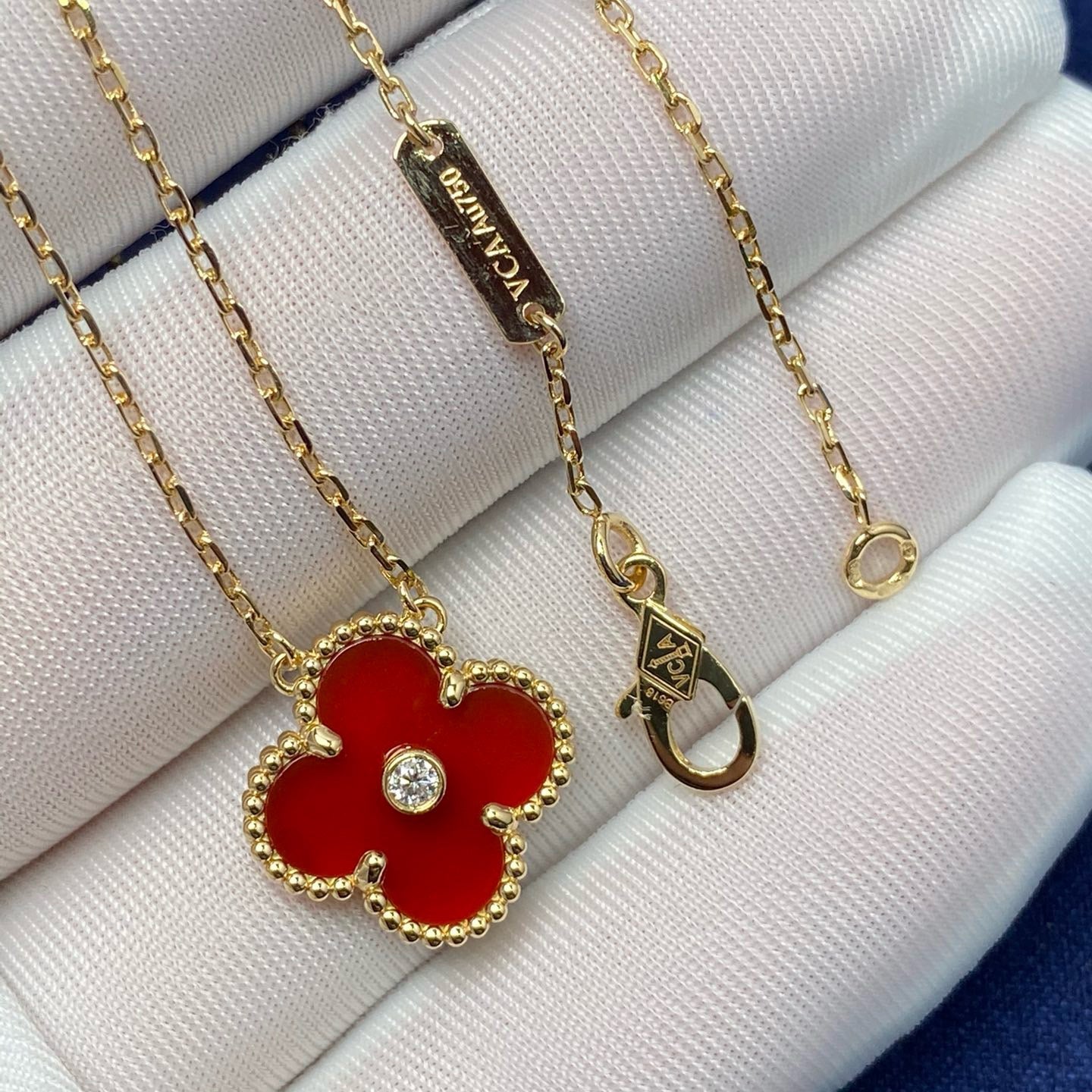 [ROSE]CLOVER 15MM DIAMOND CARNELIAN NECKLACE