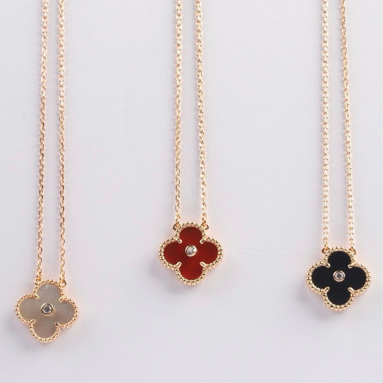 [ROSE]CLOVER 15MM DIAMOND CARNELIAN NECKLACE