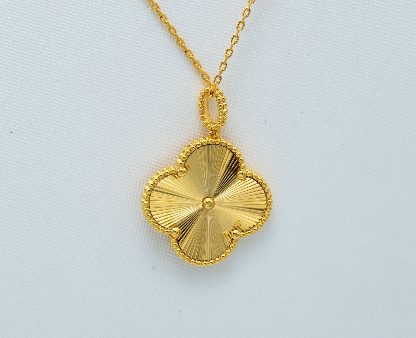 [ROSE]CLOVER 25MM PEDANT NECKLACE GOLD