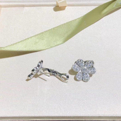 [ROSE]FRIVOLE SILVER FLOWER DIAMOND EARRINGS