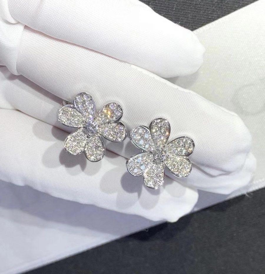 [ROSE]FRIVOLE SILVER FLOWER DIAMOND EARRINGS