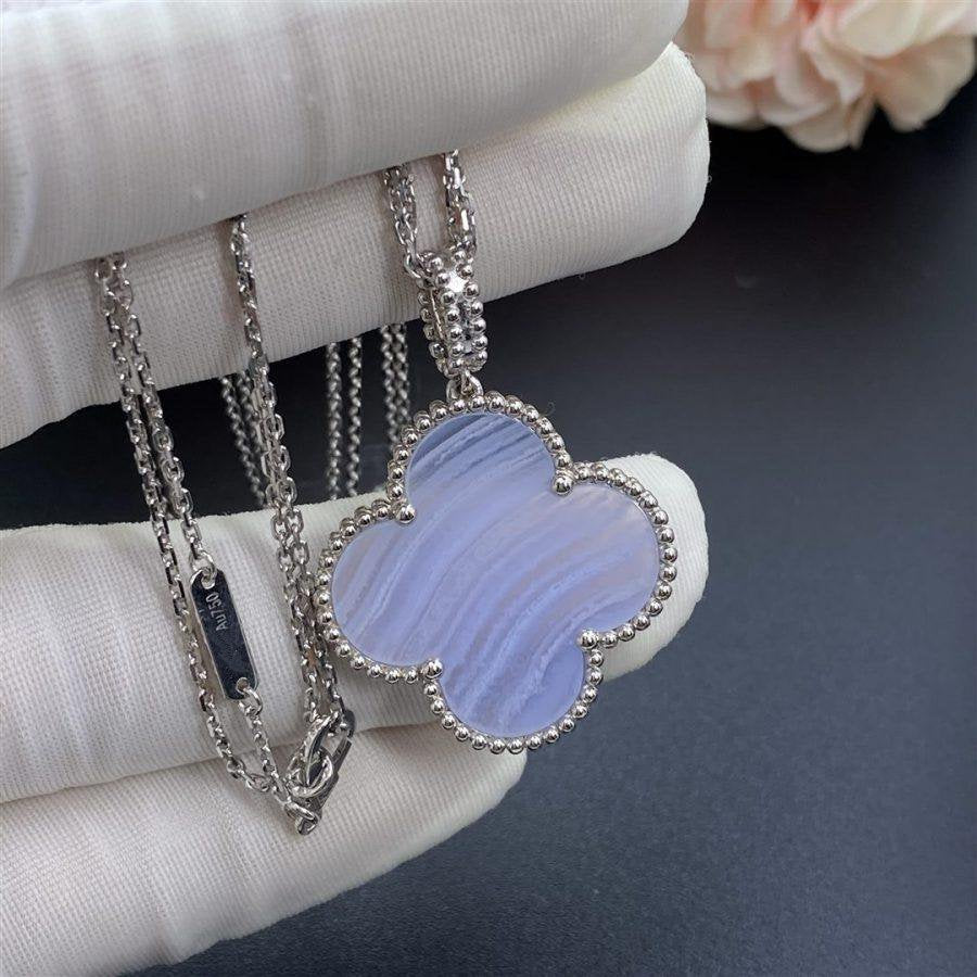 [ROSE]CLOVER SILVER CHALCEDONY BIG CLOVER NECKLACE