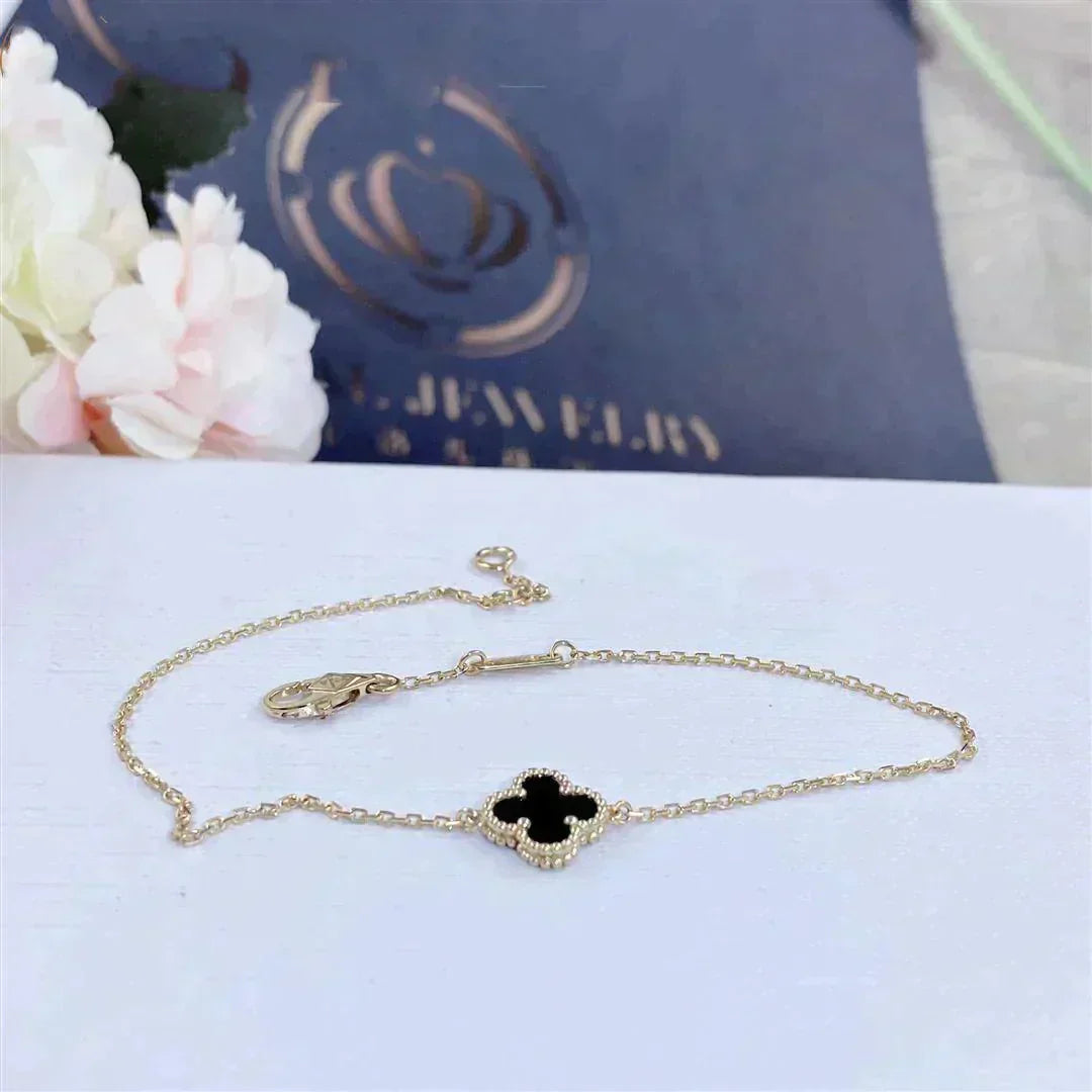 [ROSE]CLOVER ONYX SINGLE FLOWER BRACELET